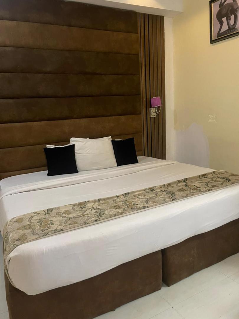 Olympus Ibadan Hotel Exterior photo